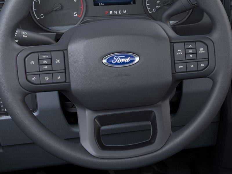 Vehicle photo 12
