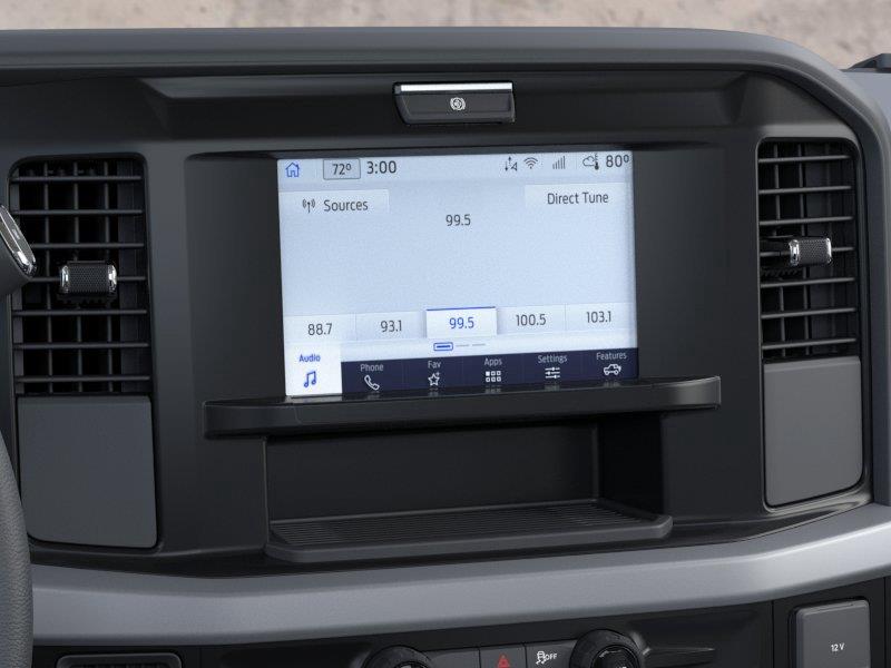 Vehicle photo 14