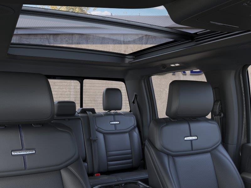 Vehicle photo 22
