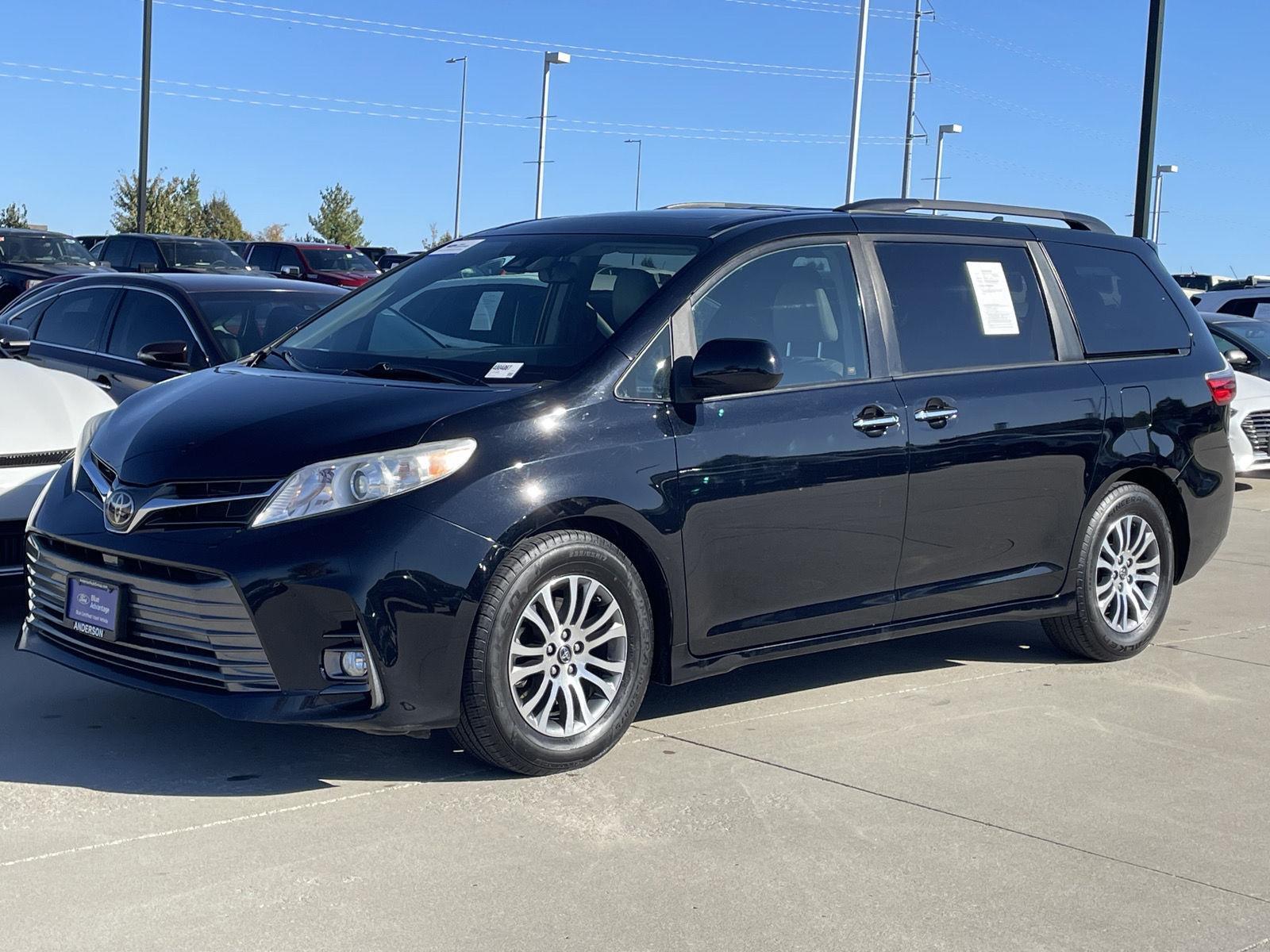Used 2020 Toyota Sienna for sale in St. Joseph MO