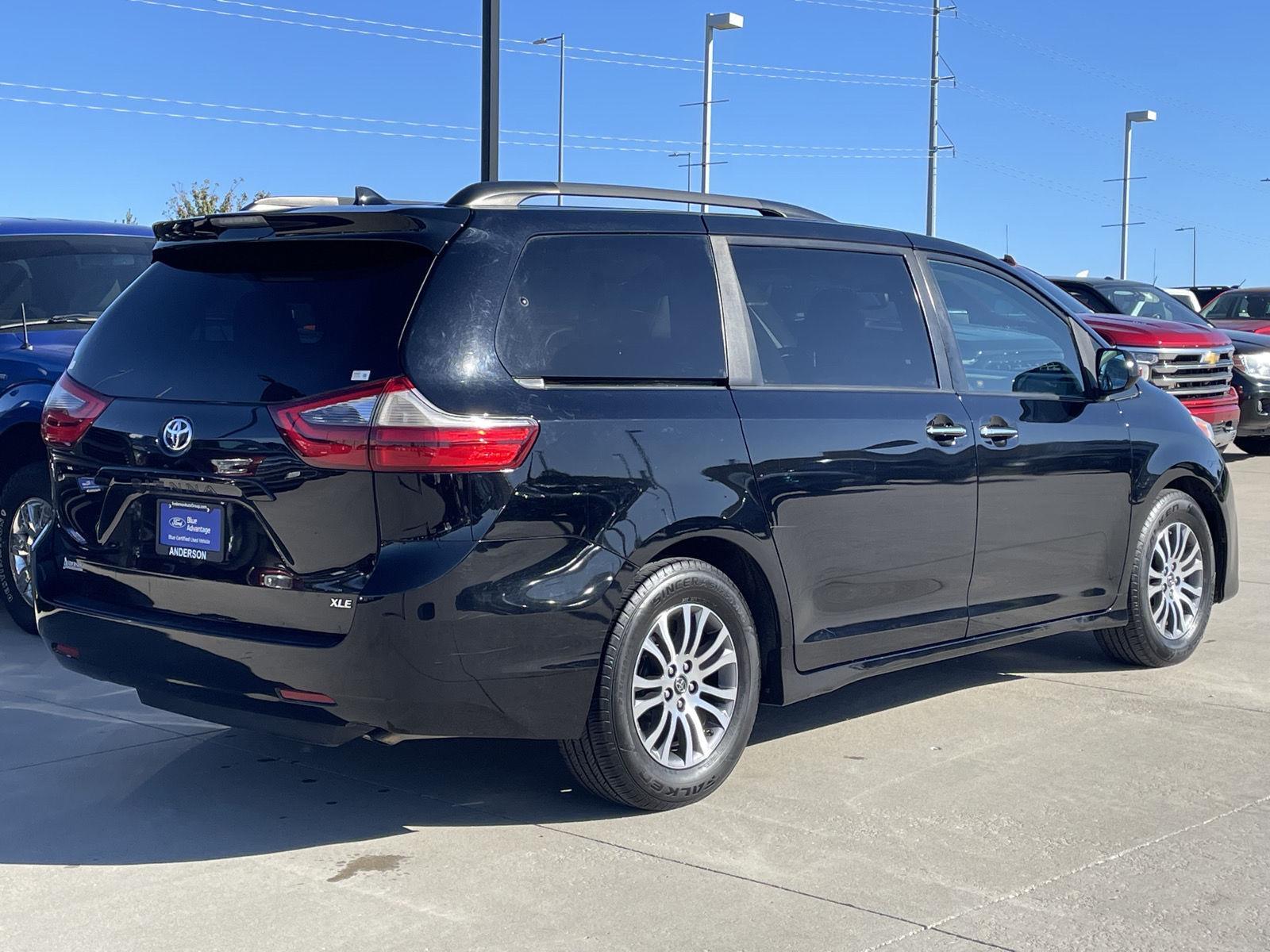 Used 2020 Toyota Sienna for sale in St. Joseph MO