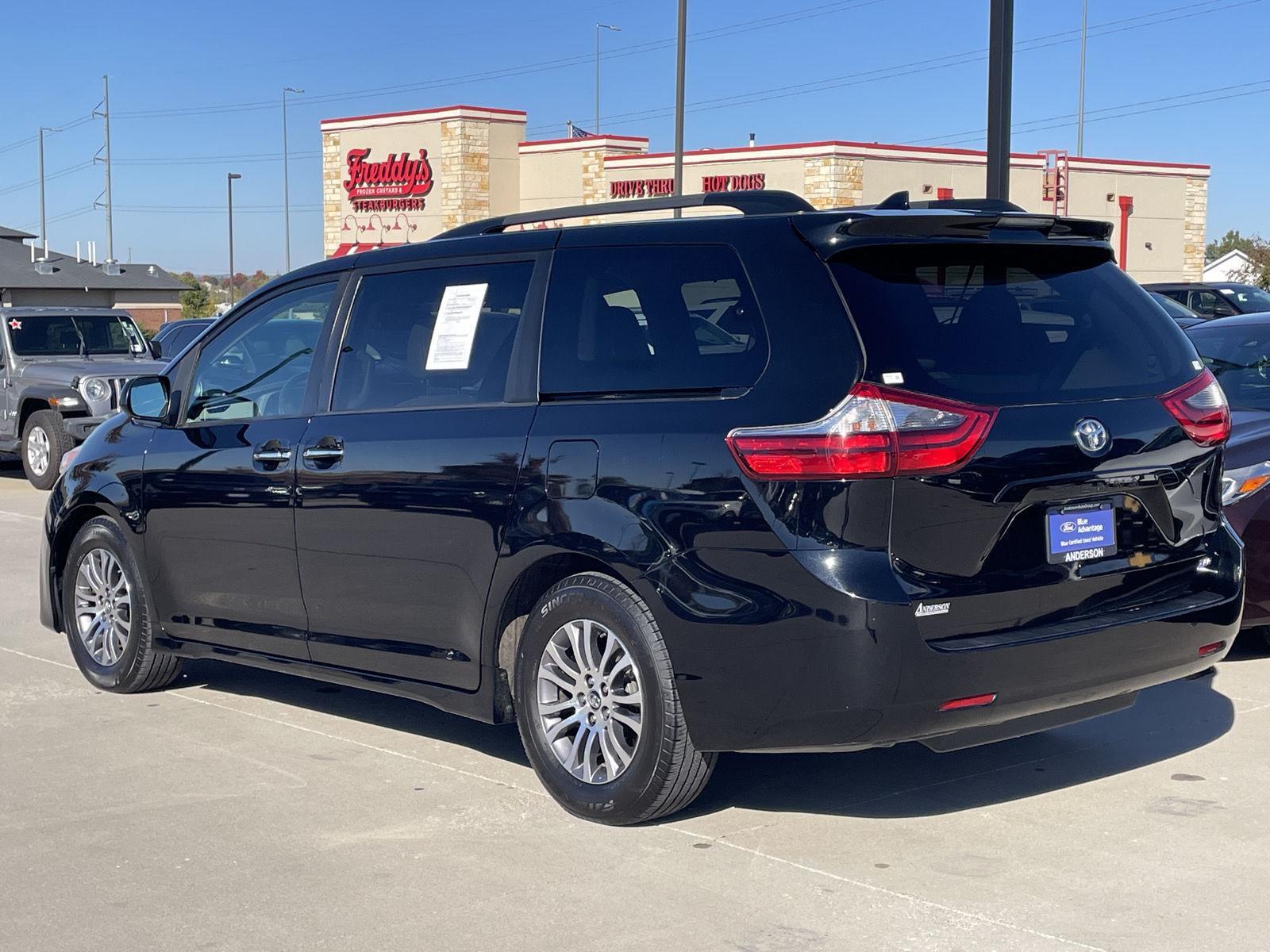 Used 2020 Toyota Sienna for sale in St. Joseph MO