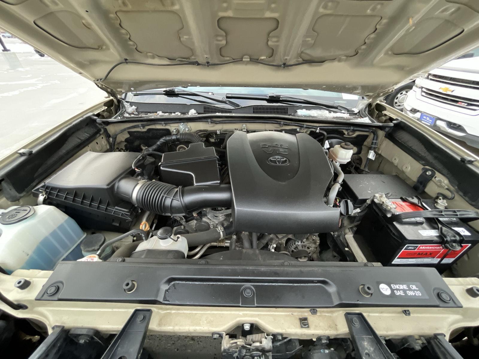 Used 2018 Toyota Tacoma for sale in St. Joseph MO