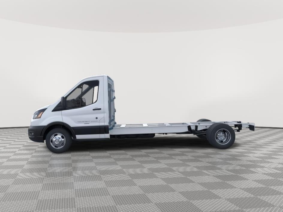 New 2025 Ford Transit Cutaway for sale in St. Joseph MO
