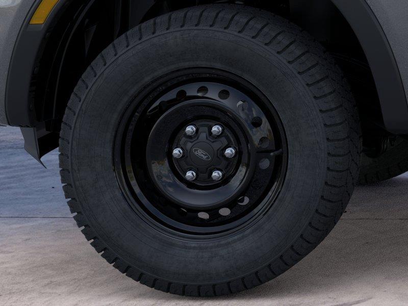 Vehicle photo 19