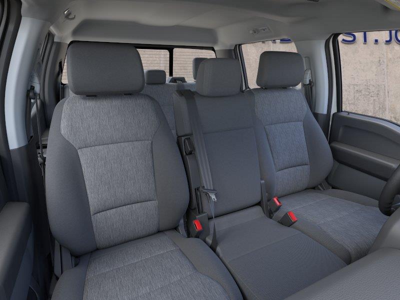 Vehicle photo 10