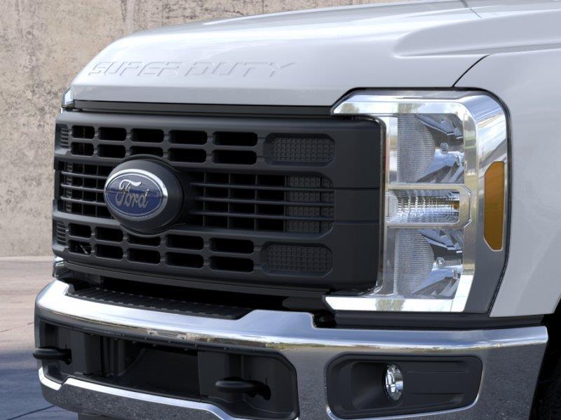 Vehicle photo 17