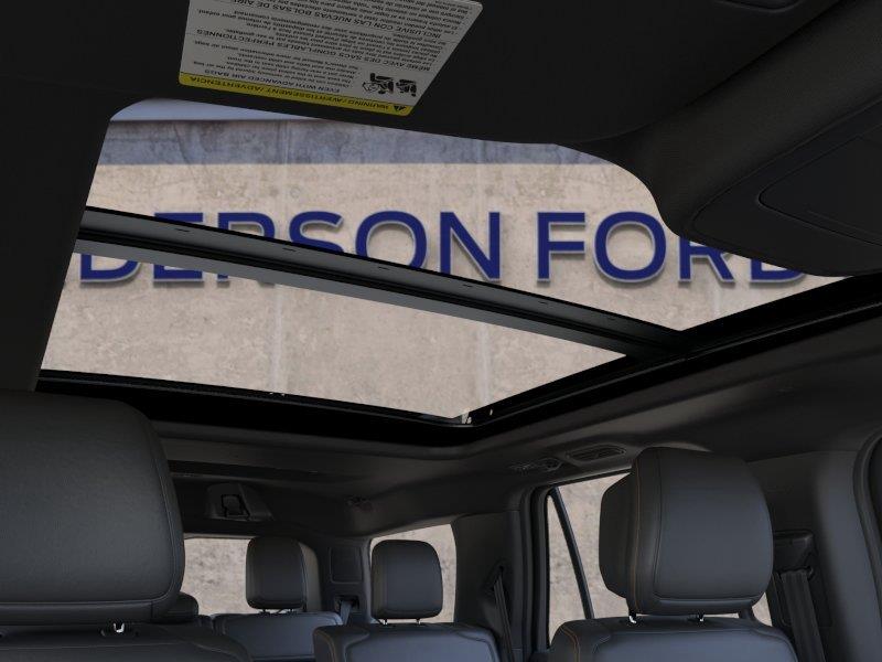 Vehicle photo 22