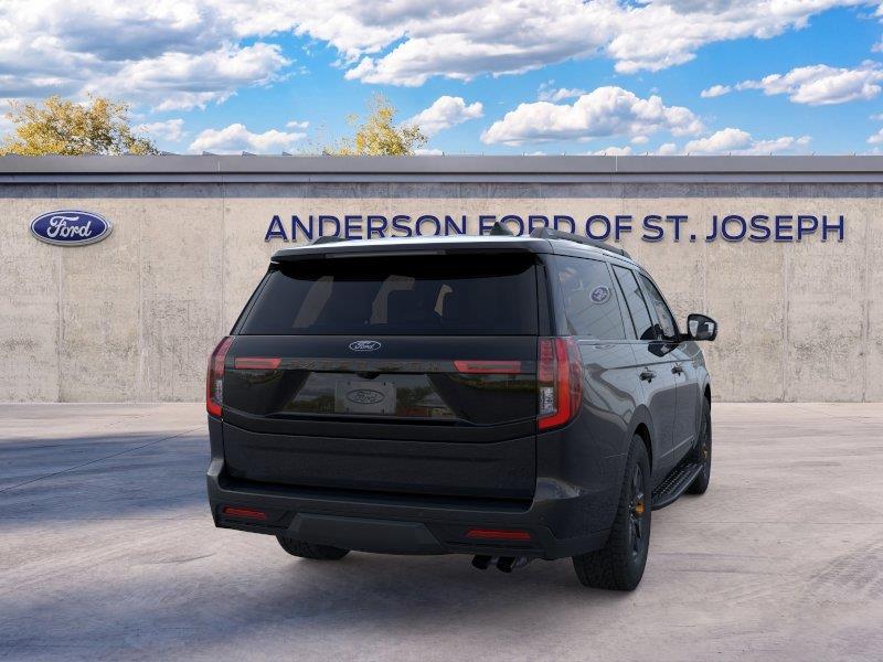 Vehicle photo 8