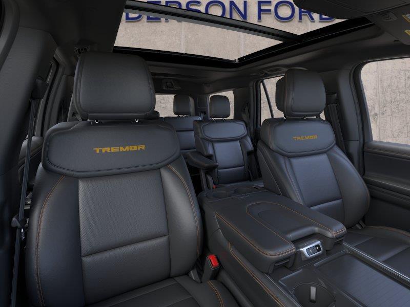 Vehicle photo 10