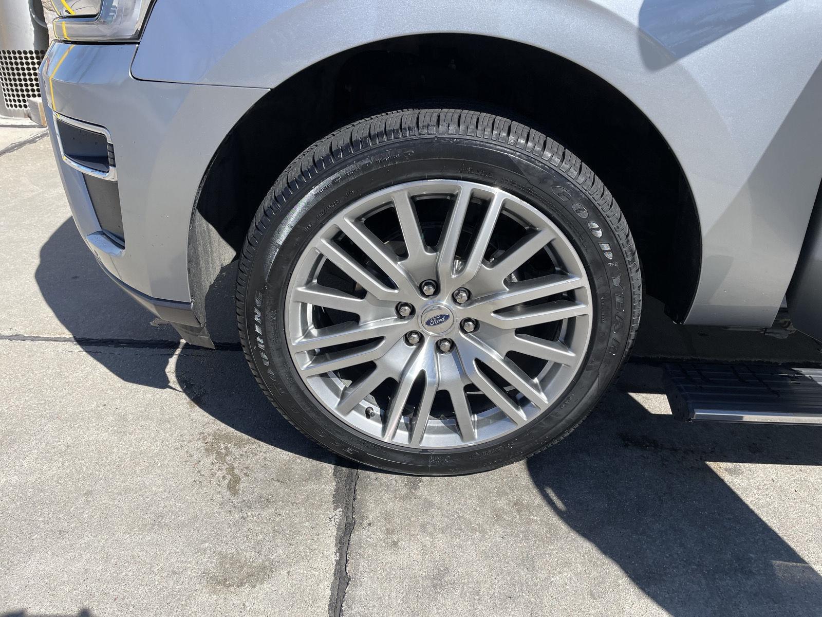 Used 2024 Ford Expedition Max for sale in St. Joseph MO