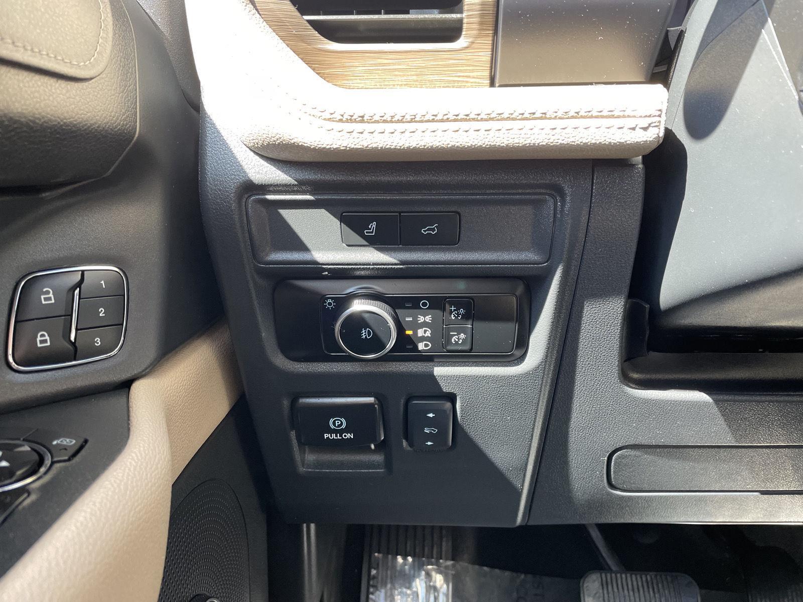 Used 2024 Ford Expedition Max for sale in St. Joseph MO