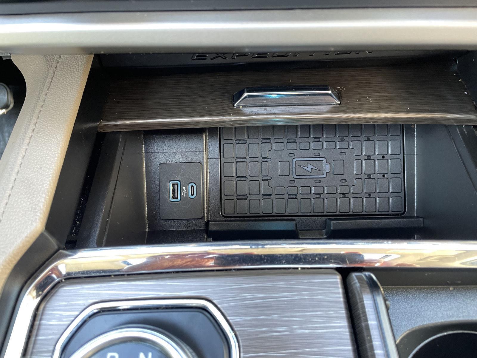 Used 2024 Ford Expedition Max for sale in St. Joseph MO