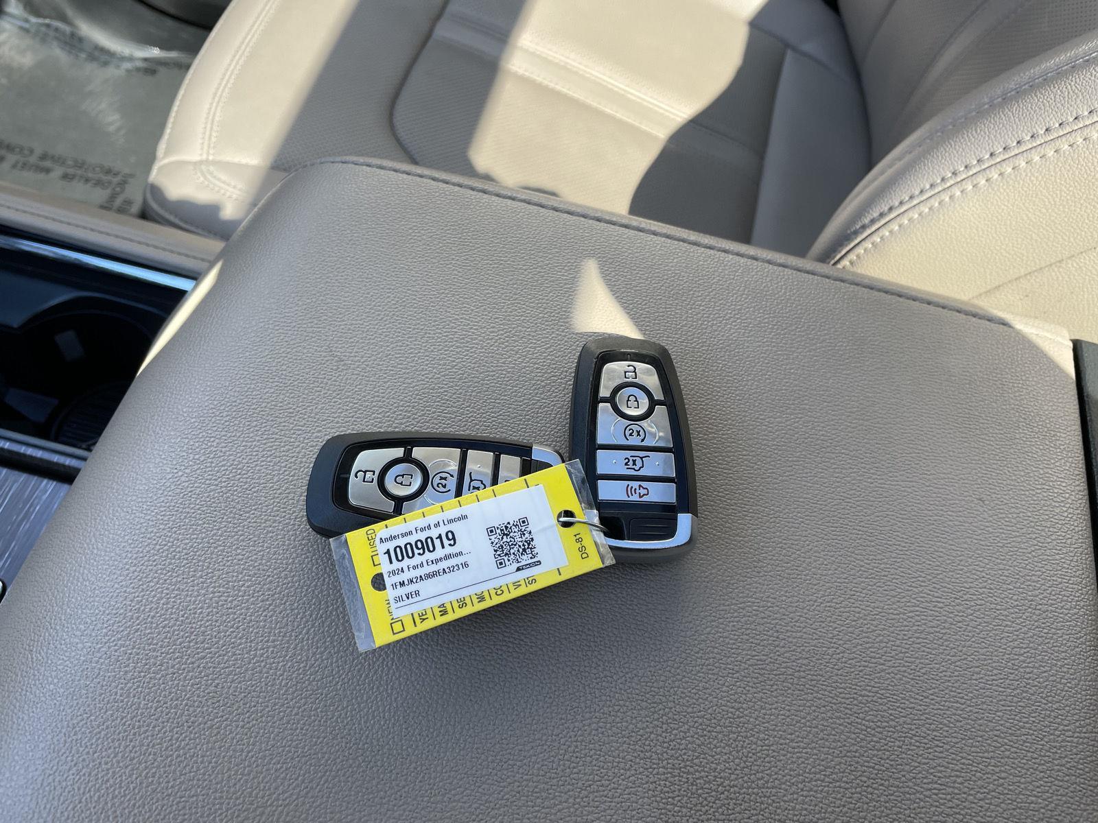 Used 2024 Ford Expedition Max for sale in St. Joseph MO