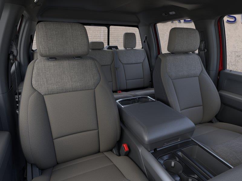 Vehicle photo 10