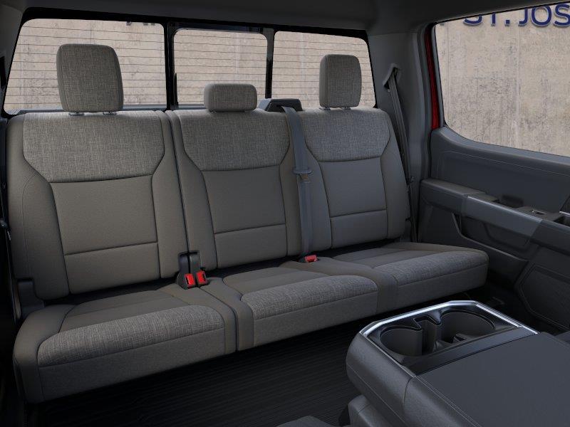 Vehicle photo 11