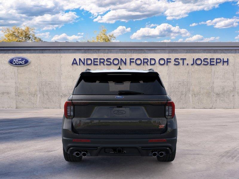 Vehicle photo 5