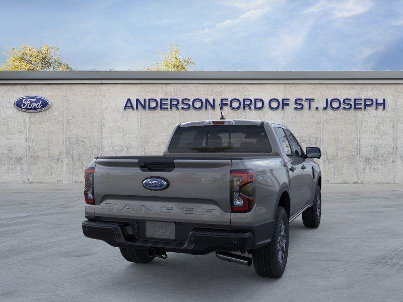 Vehicle photo 8