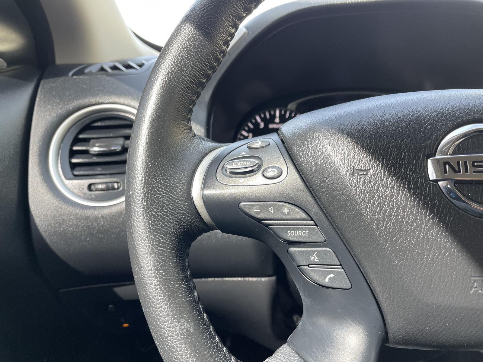 Used 2020 Nissan Pathfinder for sale in St. Joseph MO