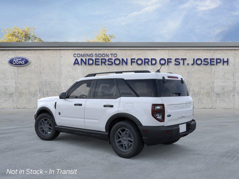 Vehicle photo 4