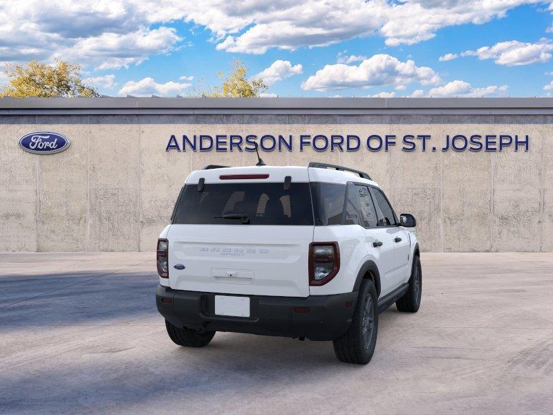 Vehicle photo 8
