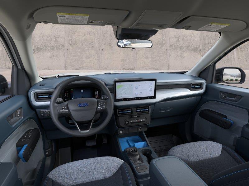 Vehicle photo 9