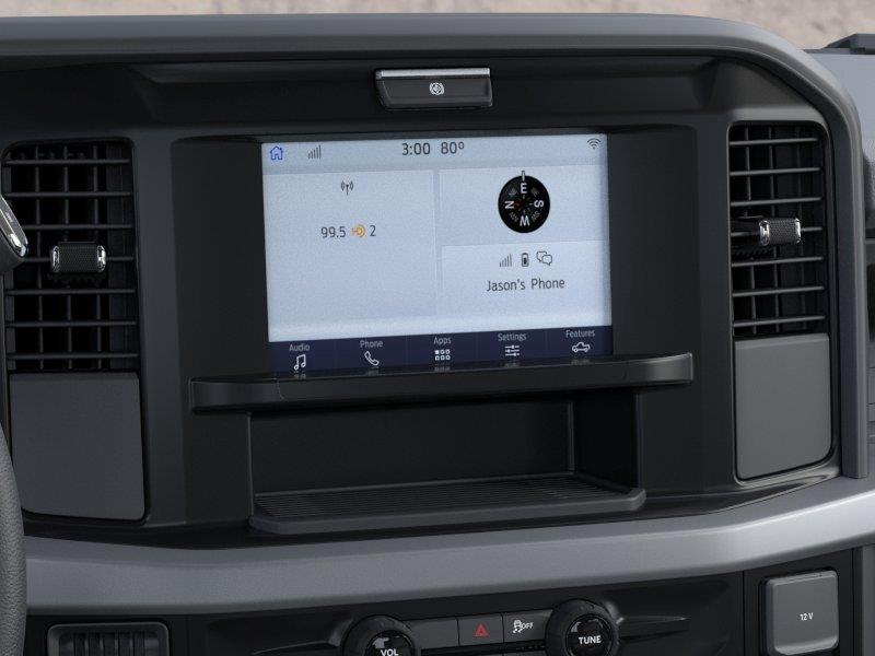 Vehicle photo 14