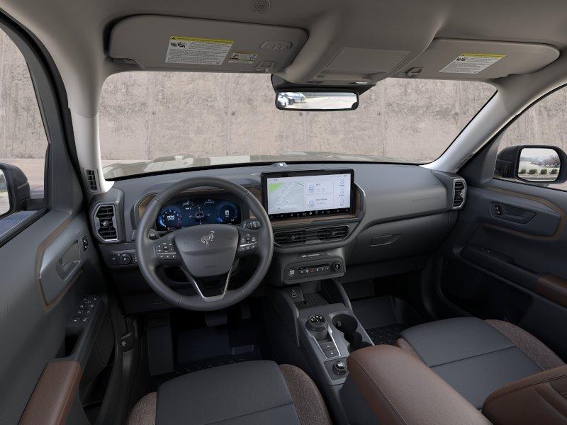 Vehicle photo 9