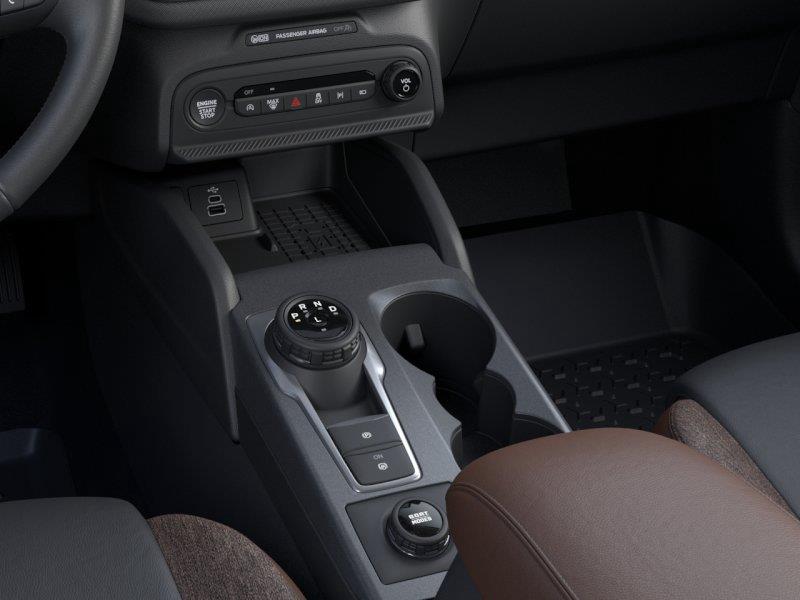 Vehicle photo 15