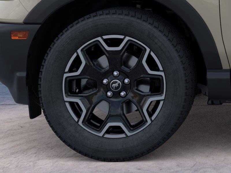 Vehicle photo 19
