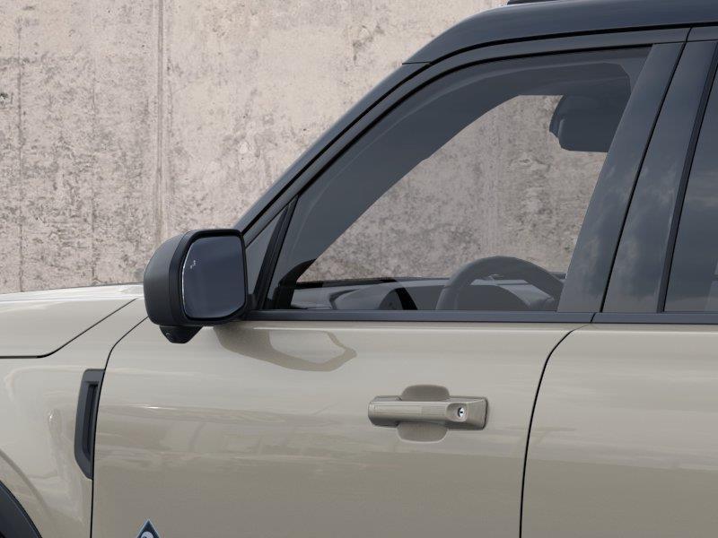Vehicle photo 20