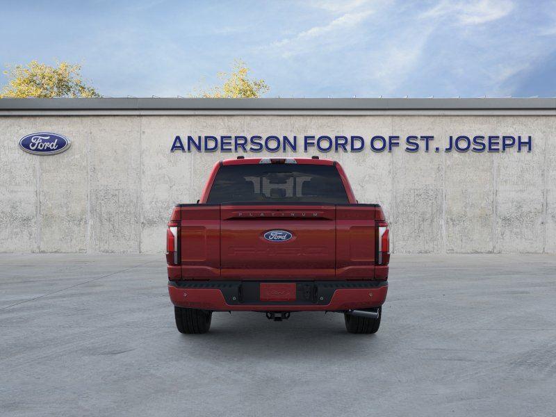 Vehicle photo 5