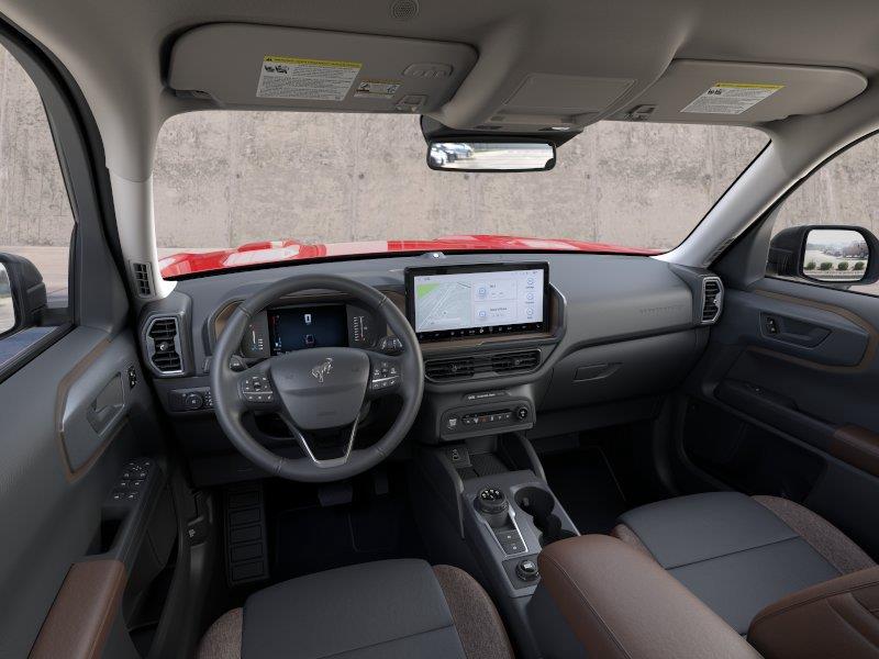 Vehicle photo 9
