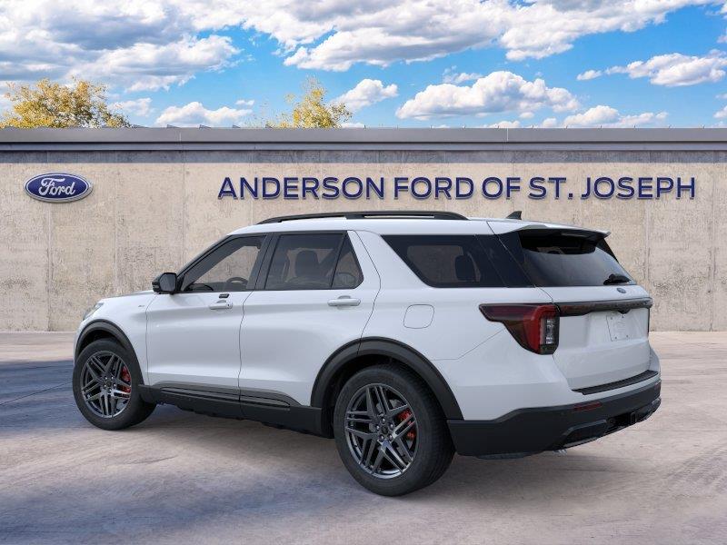 Vehicle photo 4