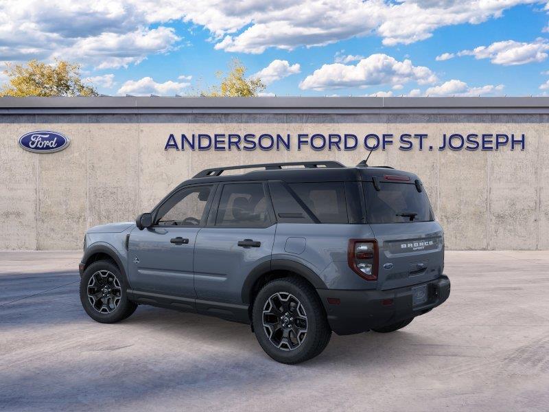 Vehicle photo 4