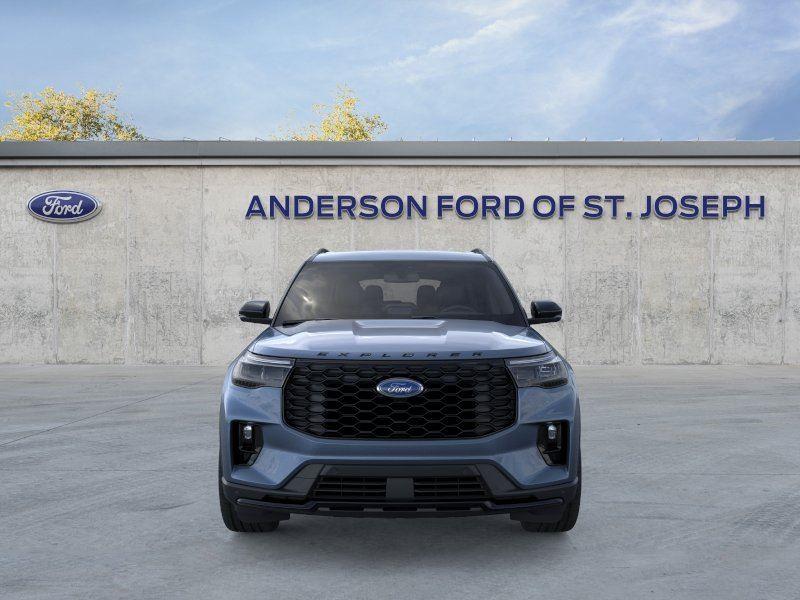 Vehicle photo 6