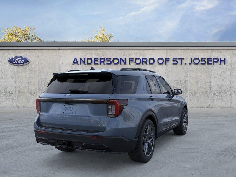 Vehicle photo 8