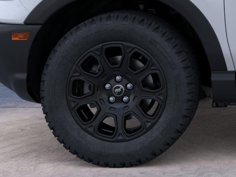 Vehicle photo 19