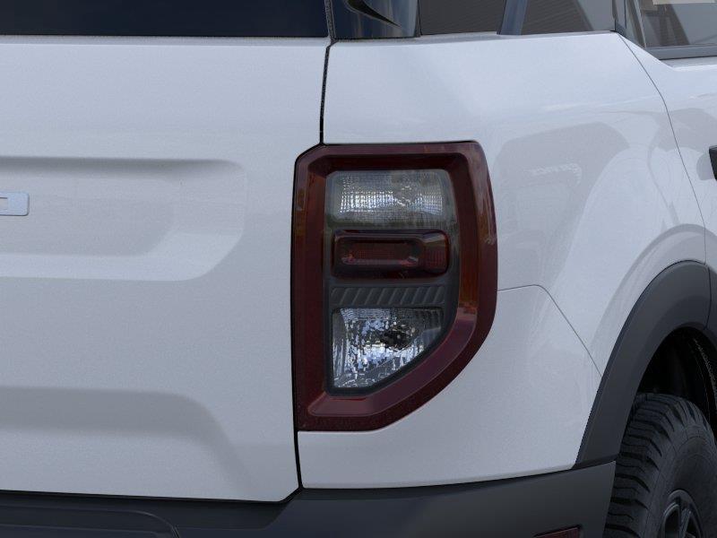 Vehicle photo 21