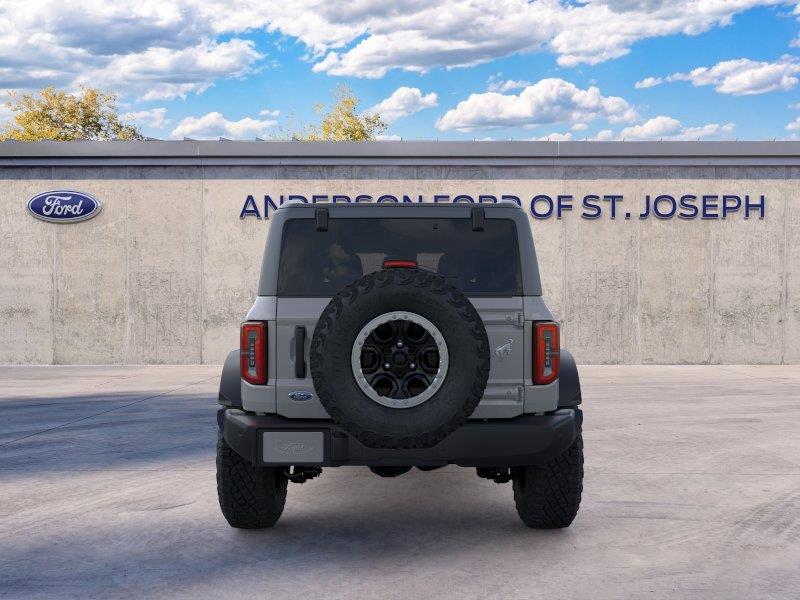 Vehicle photo 5