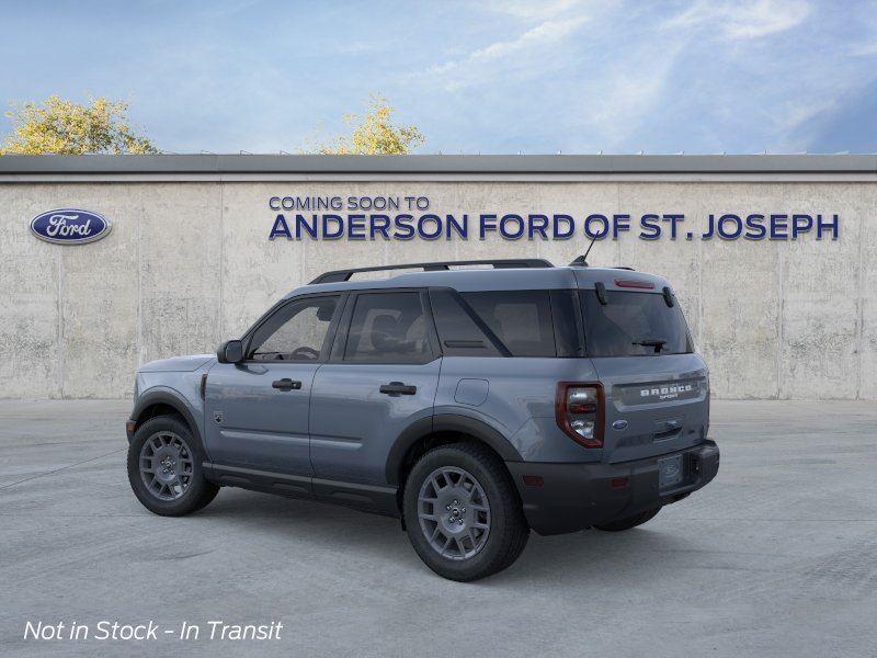 Vehicle photo 4