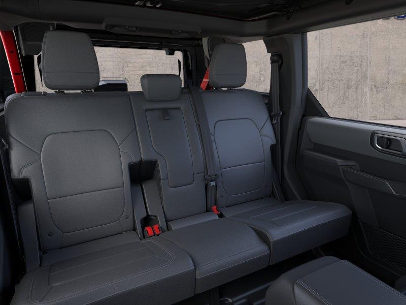 Vehicle photo 11