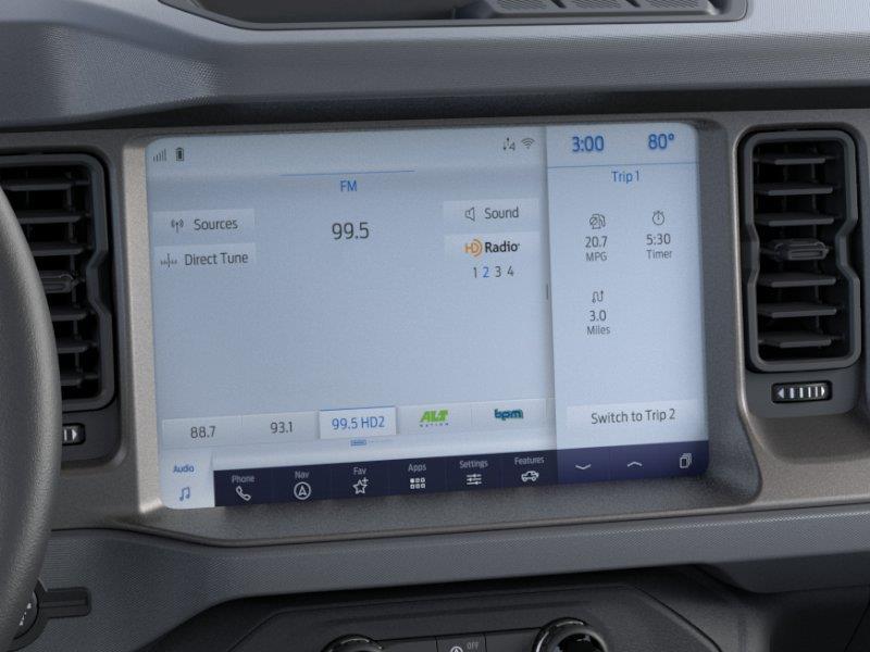 Vehicle photo 15