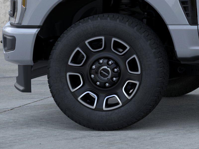 Vehicle photo 19