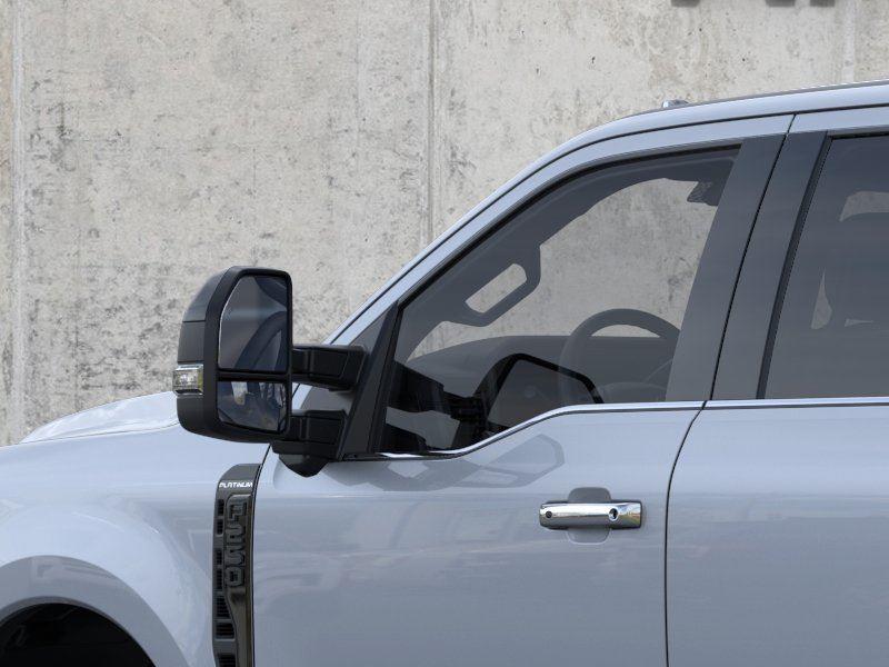 Vehicle photo 20