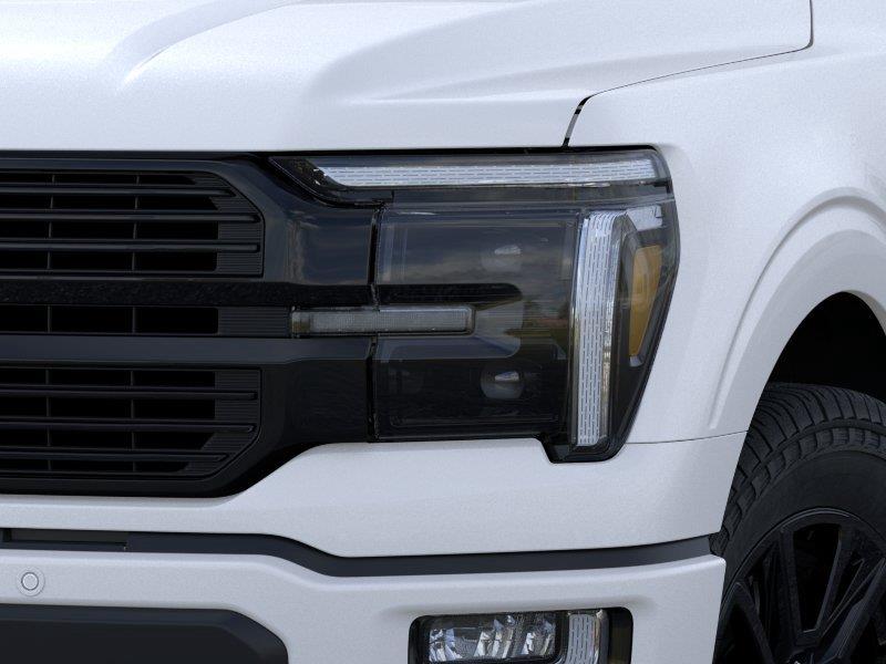 Vehicle photo 18