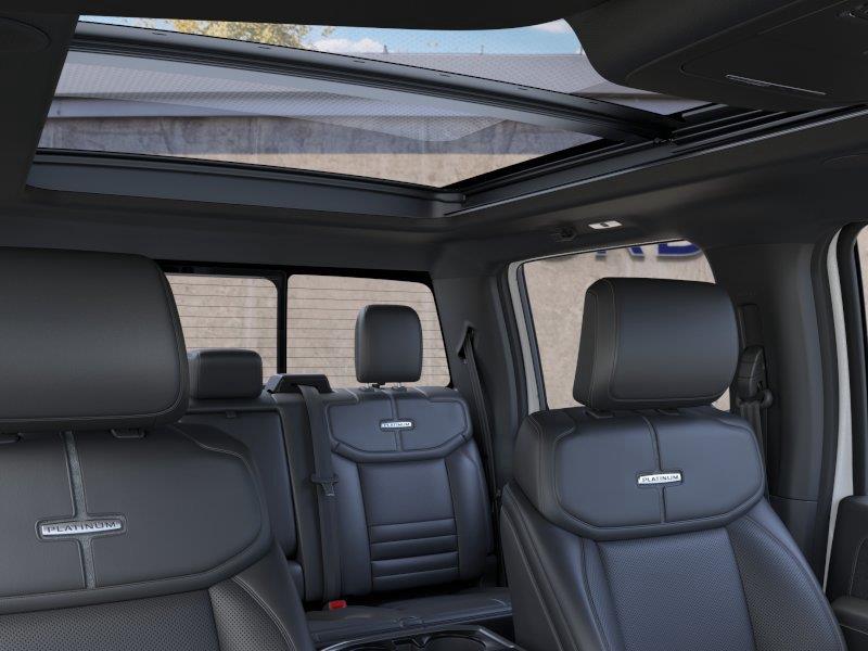 Vehicle photo 22