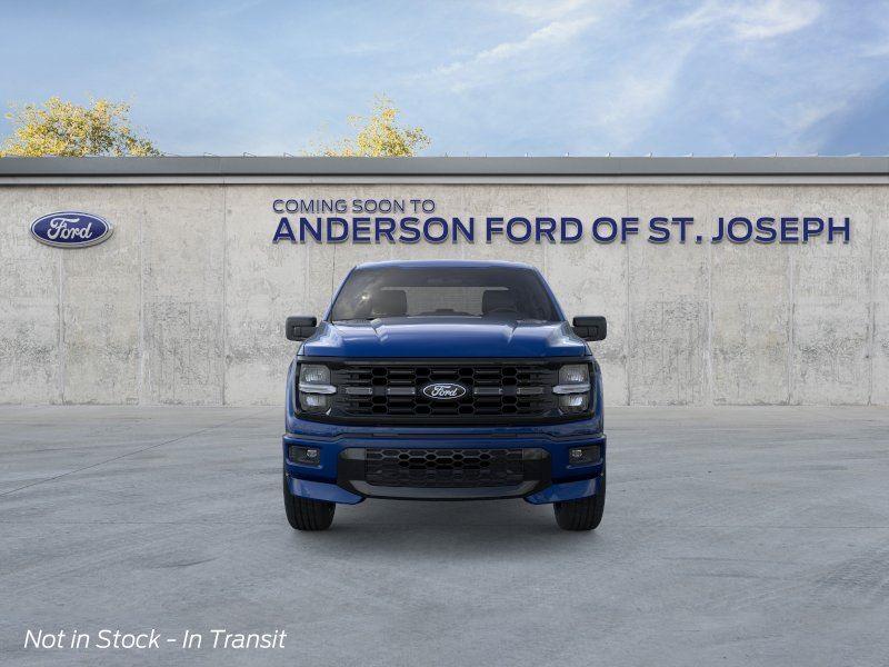 Vehicle photo 6