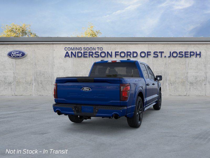 Vehicle photo 8