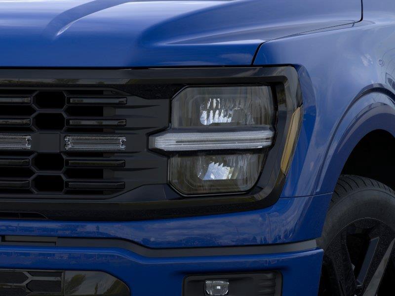 Vehicle photo 18